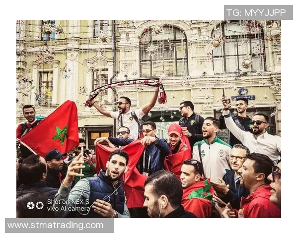 球星亲自操控FIFA足球游戏挑战赛 展现非凡技艺与真实赛场风采