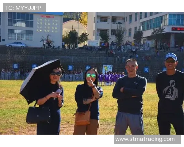 如何设计一个既美观又实用的足球星卡收纳方案提升收藏体验 如何设计一个既美观又实用的足球星卡收纳方案提升收藏体验